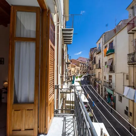 Casa Miceli * Cefalù